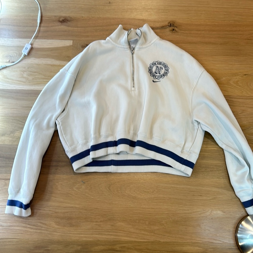Nike half zip sweatshirt